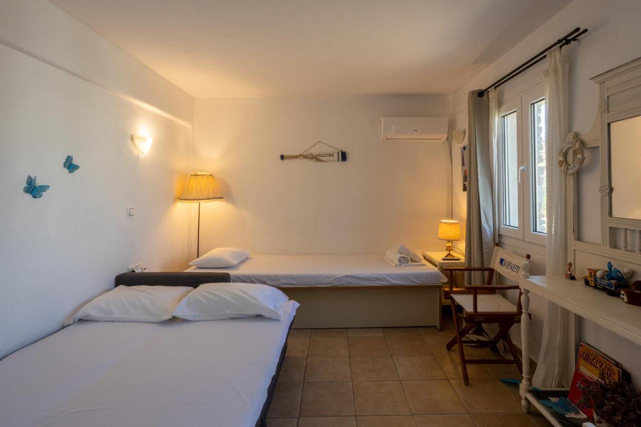 Irilena'S Guest House Faros  Exterior photo
